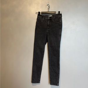 MADEWELL 10” highrise skinny.  Zippered.  Women’s premium Jeans. 1135